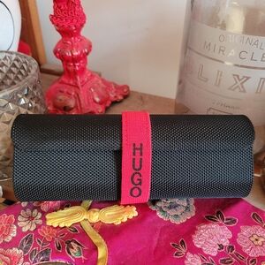 Hugo boss hard shell glasses case red & black